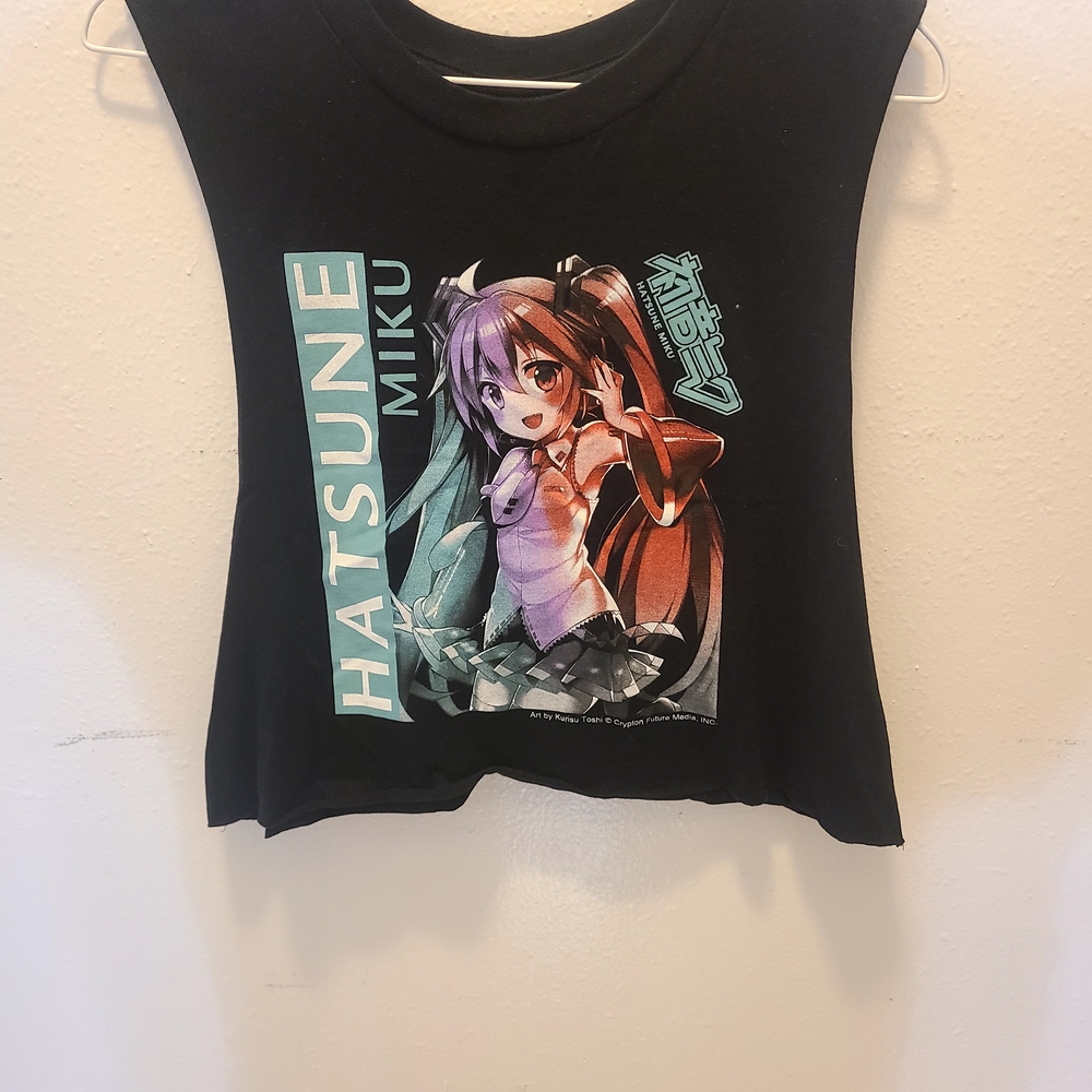 Hatsune Miku Black Muscle Tee